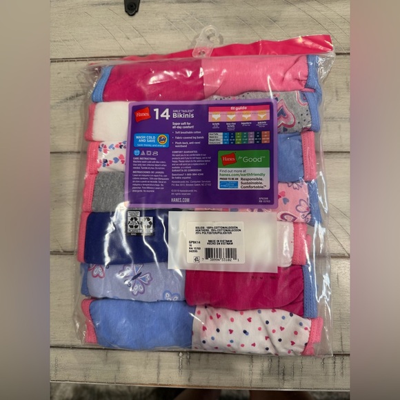Hanes Girls Tagless Bikini Underwear Value Pack (14 pairs) - Size 16 - Picture 3 of 3